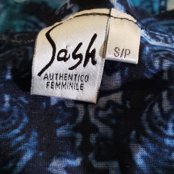 Top - Picture 2 of 3